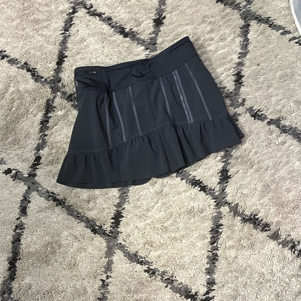 Athleta Take Off Skort in Dark Gray (Size 6) - Picture 7 of 11